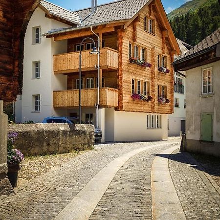 B&B Ursi Andermatt Bagian luar foto