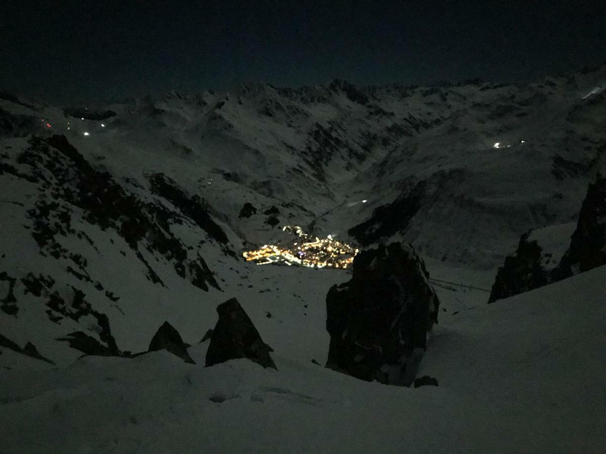 B&B Ursi Andermatt Bagian luar foto